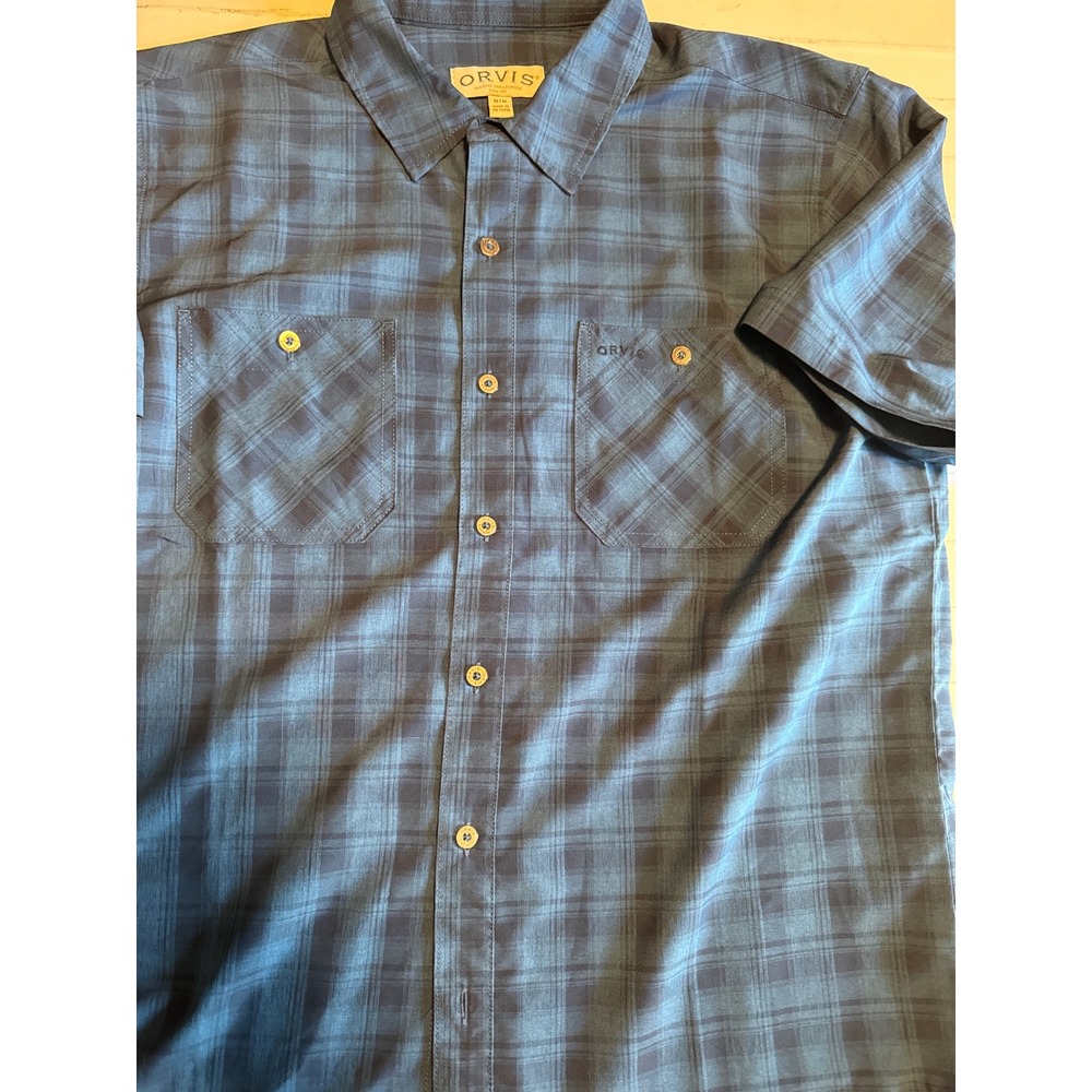 Orvis Button Down Shirt Mens Medium Blue Plaid Excellent Short Sleeve Outdoor